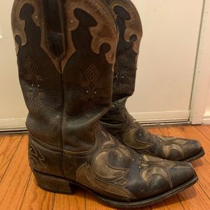 Men’s cowboy boots